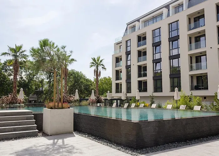 Апартаменты Flat In Azur Premium In St Constantine&helena By Flat Mаnаger *